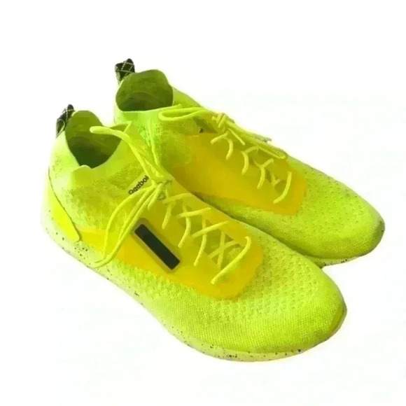 Reebok Mens Zoku Runner Ultra Knit Is Solar Yellow Black 11 - Picture 1 of 14